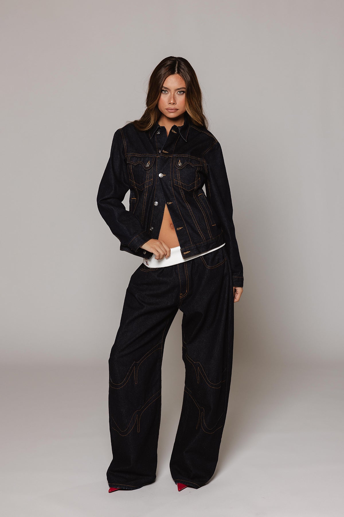 Alina Low Waistband Jeans — product photo 15
