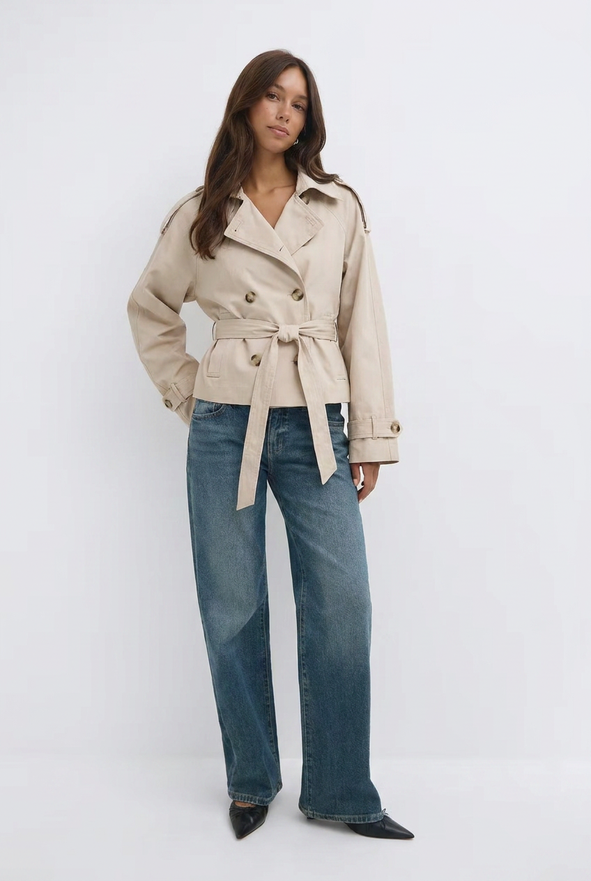 Elyana - Victoria Trench — product photo 1