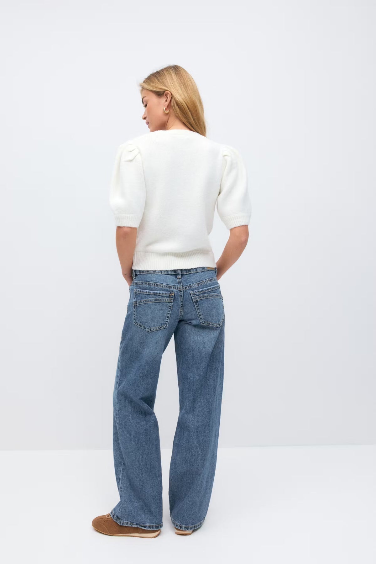 Eleni Low Wide Jeans — product photo 2