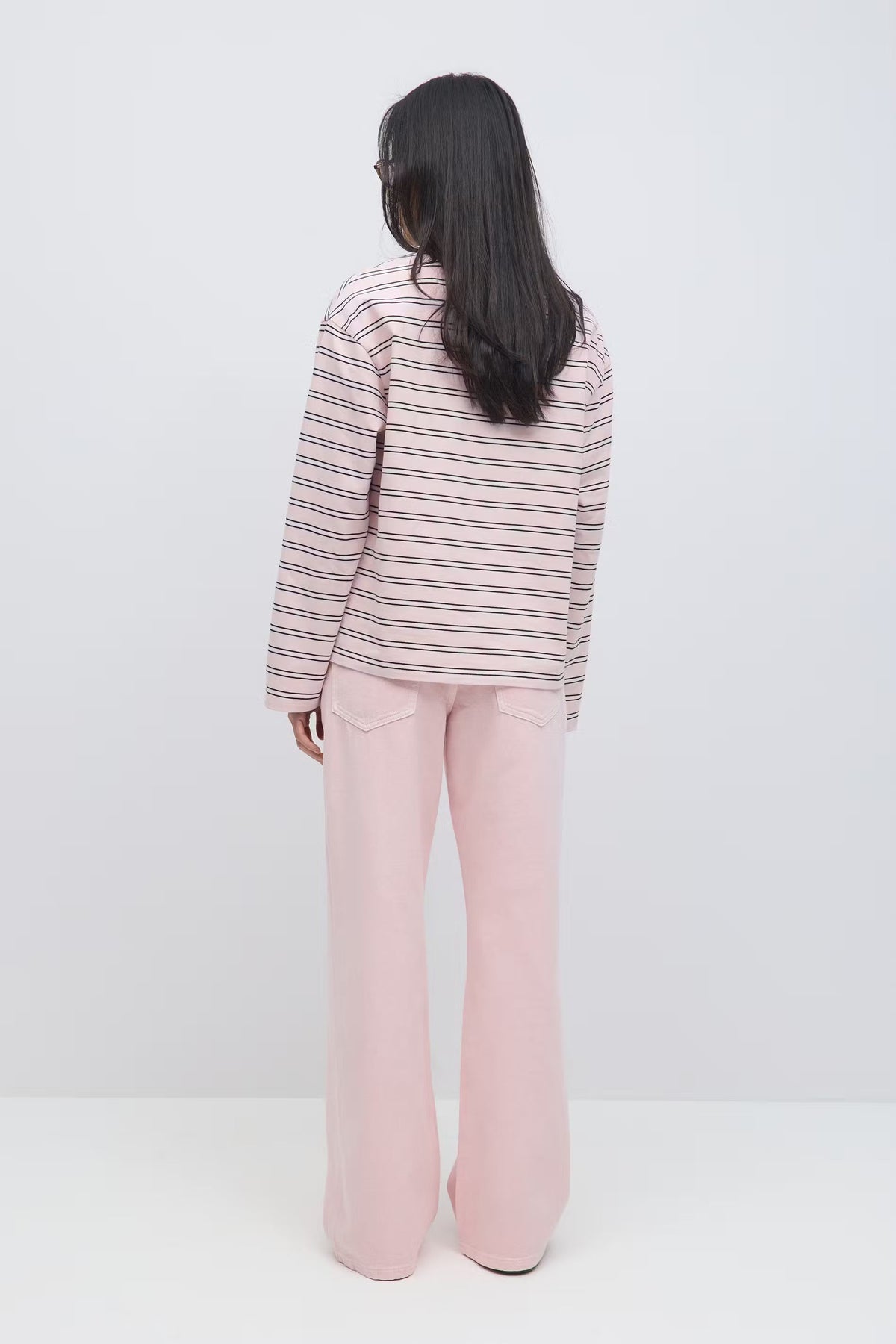 Olivine Perfect Wide Jeans — product photo 19