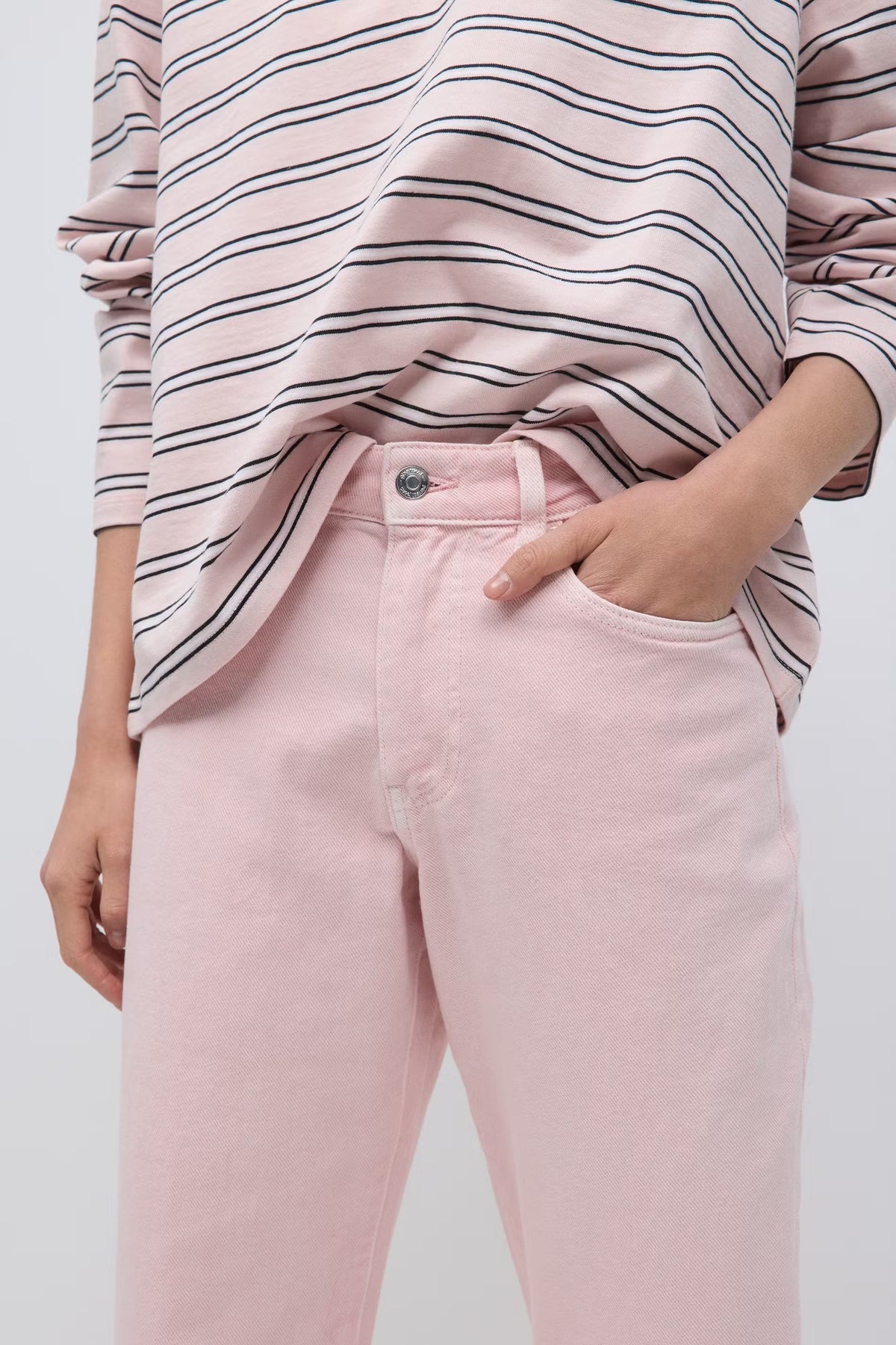 Olivine Perfect Wide Jeans — product photo 18