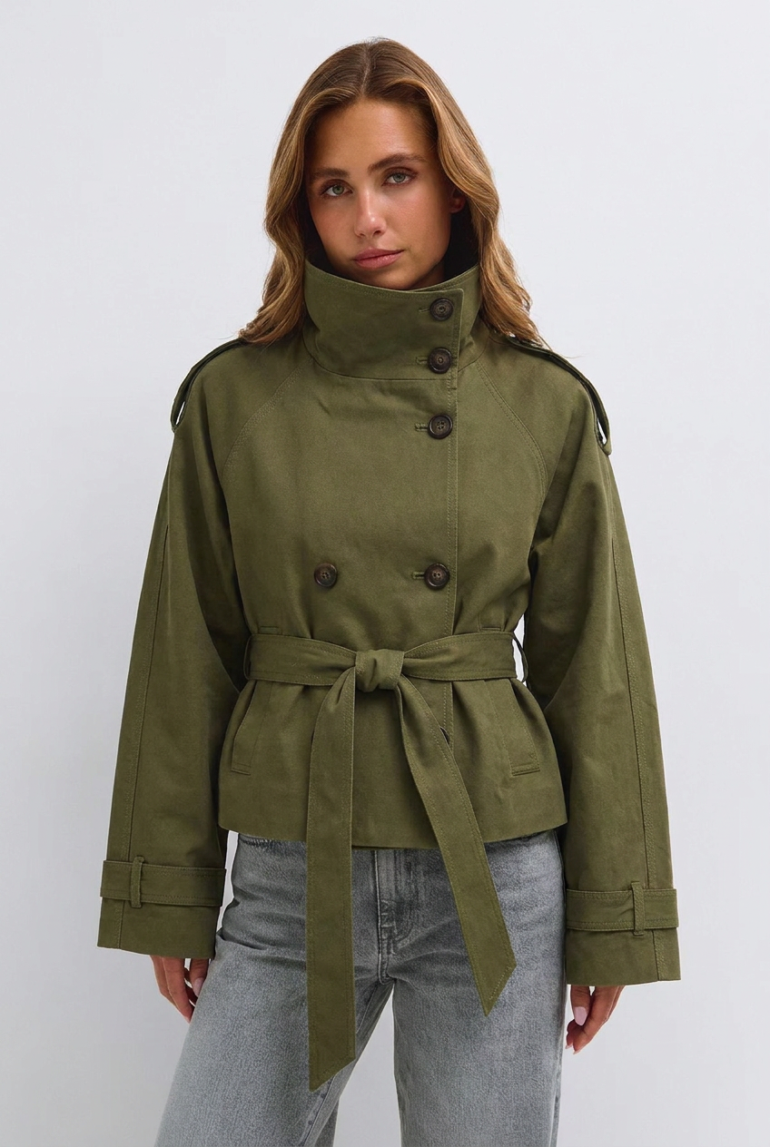 Elyana - Victoria Trench — product photo 11