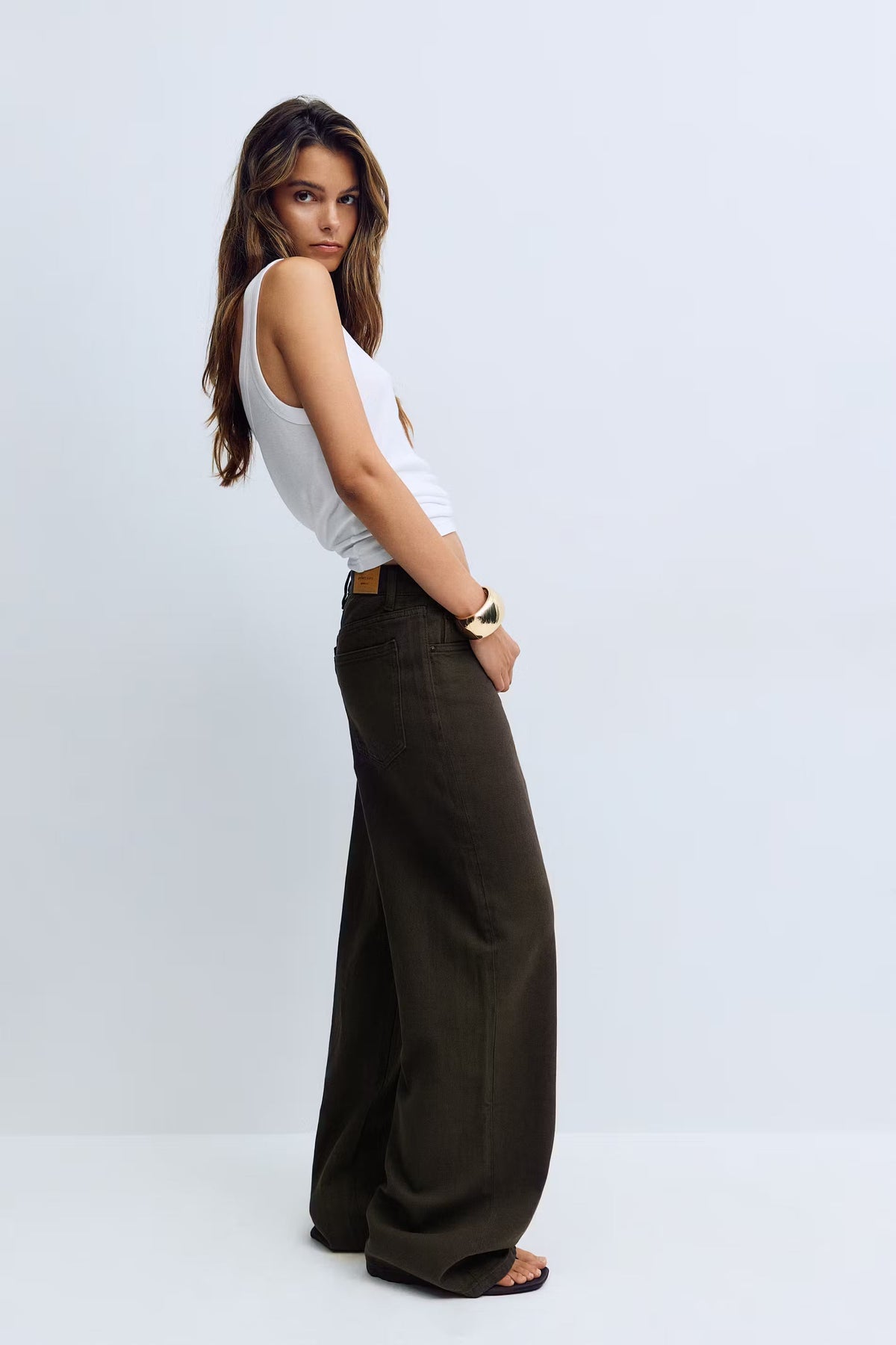 Olivine Perfect Wide Jeans — product photo 22