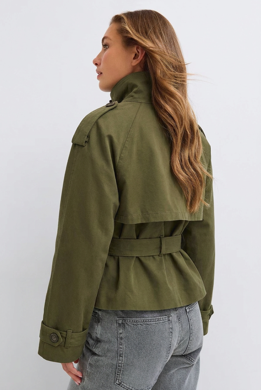Elyana - Victoria Trench — product photo 12