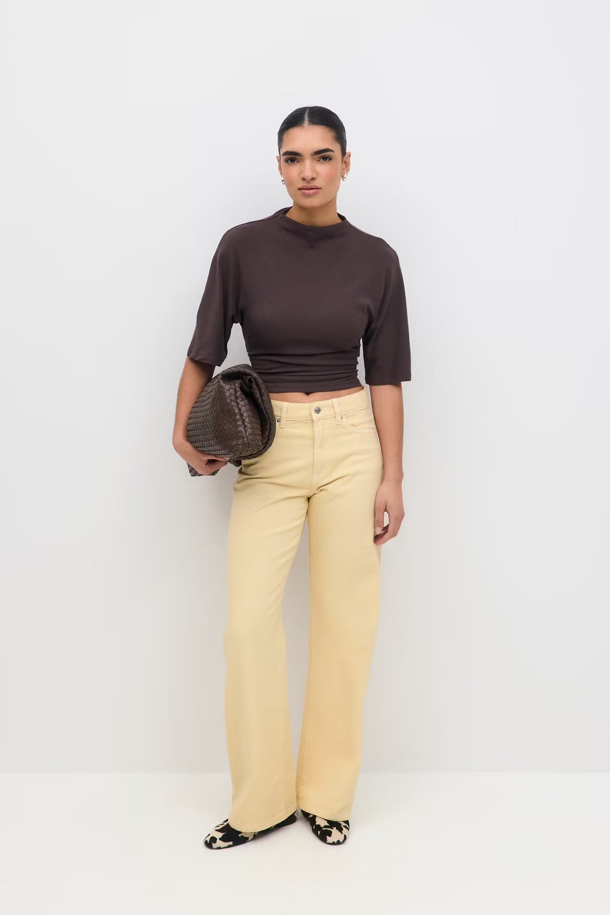 Olivine Perfect Wide Jeans — product photo 9